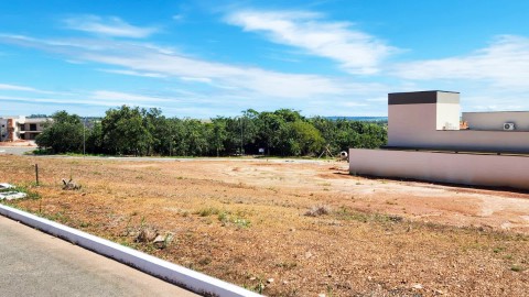 Lote a venda em Caldas Novas no Condomínio de alto padrão Del Fiore - área de 436m