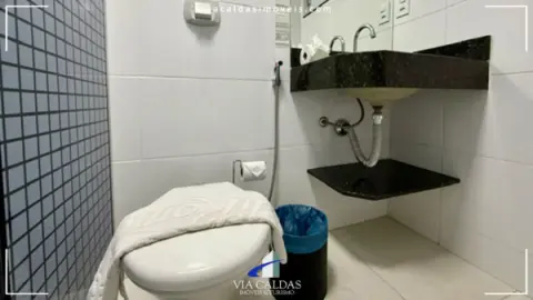 Apartamento Mobiliado 2 Quartos à Venda no Império Romano Caldas Novas