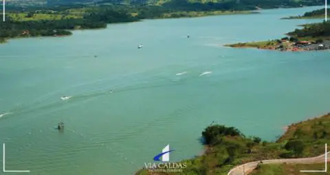 Lago Corumbá em Caldas Novas