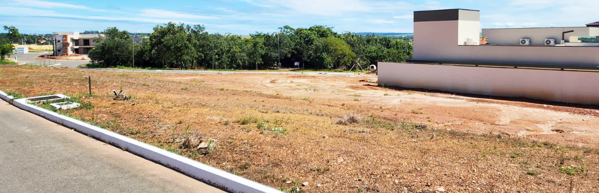 Imagem representativa: Lote a venda em Caldas Novas no Condomínio de alto padrão Del Fiore - área de 436m